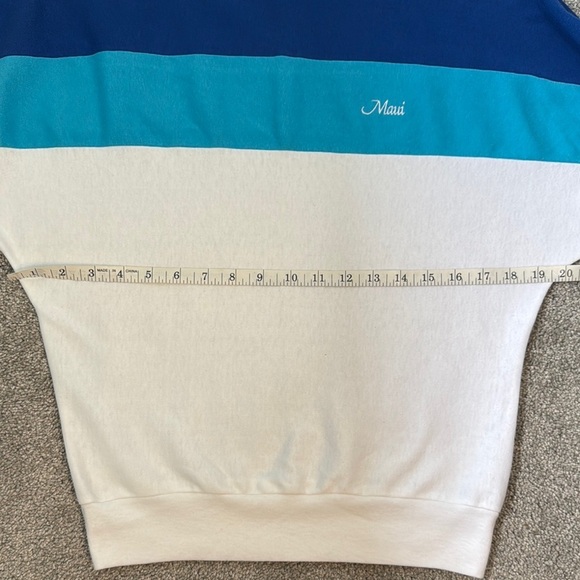 Blue and White Short Sleeve Tee - Picture 11 of 12